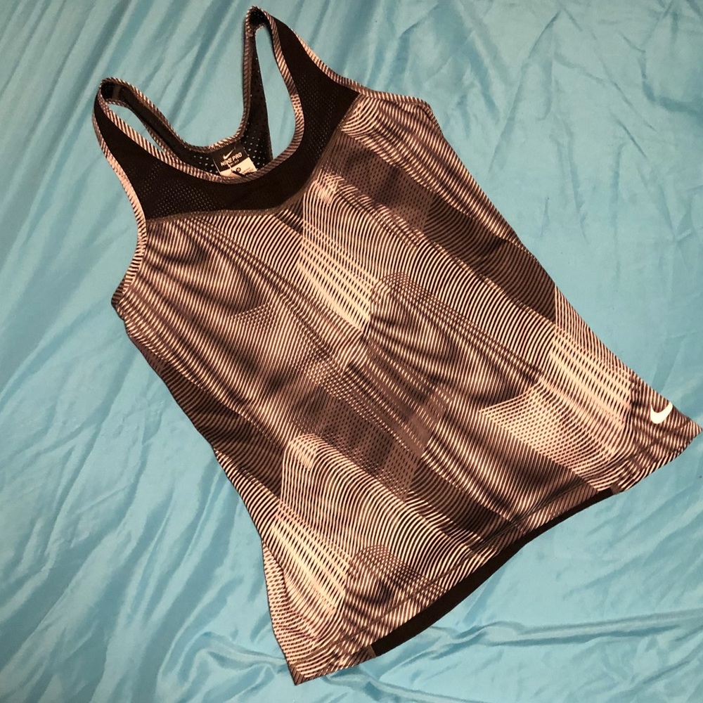 Nike tank